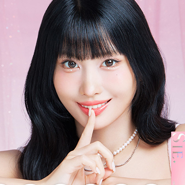TWICE MOMO
